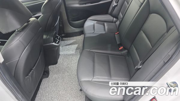 Hyundai Grandeur 2023, фото 16