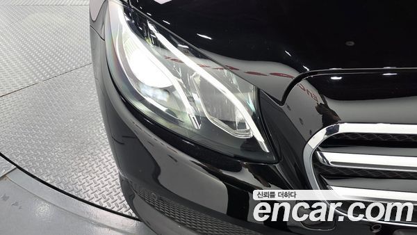 Mercedes-Benz E-Class 2020, фото 8