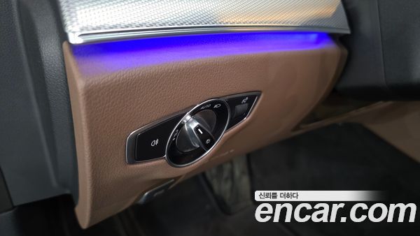 Mercedes-Benz E-Class 2020, фото 27