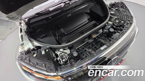 Mercedes-Benz EQS 2023, фото 6