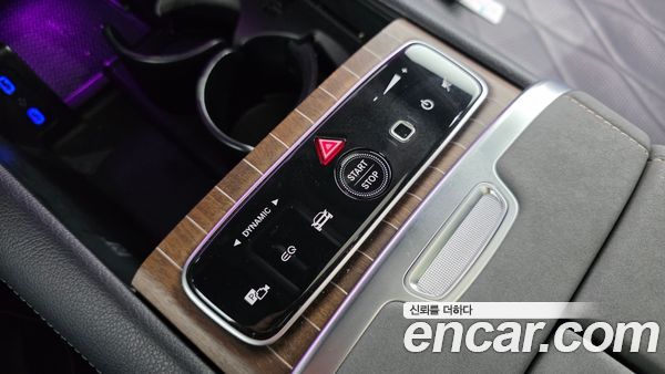 Mercedes-Benz EQS 2023, фото 31