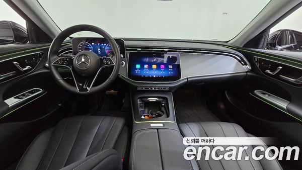 Mercedes-Benz E-Class 2026, фото 10