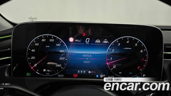 Mercedes-Benz E-Class 2026, фото 11
