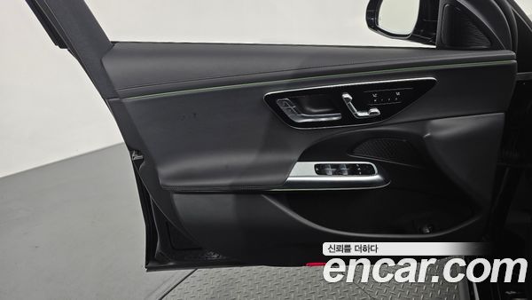 Mercedes-Benz E-Class 2026, фото 14