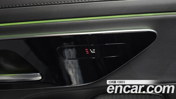 Mercedes-Benz E-Class 2026, фото 27