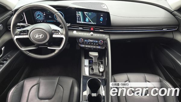 Hyundai Elantra 2024, фото 10