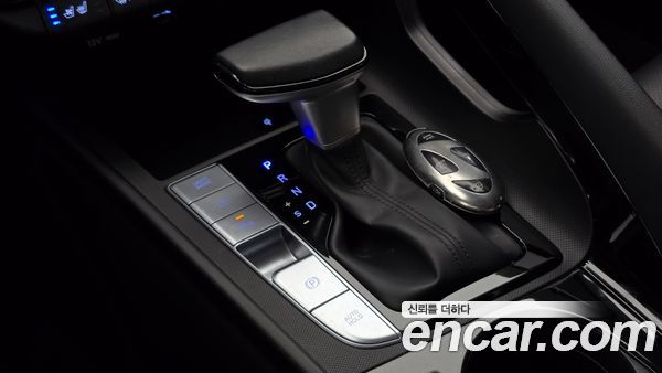 Hyundai Elantra 2024, фото 12