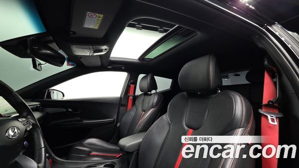 Hyundai Veloster 2020, фото 18
