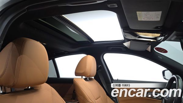 BMW 3 Series 2024, фото 26