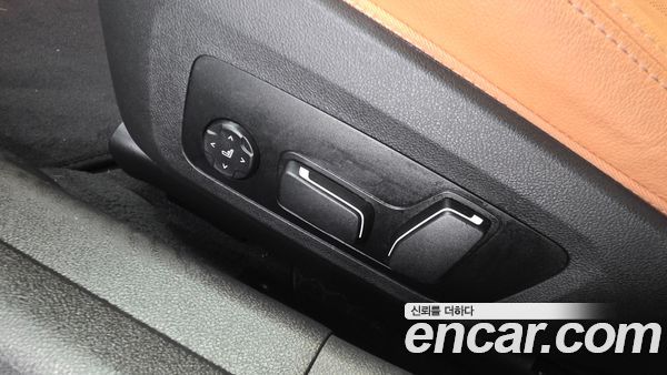 BMW 3 Series 2024, фото 31
