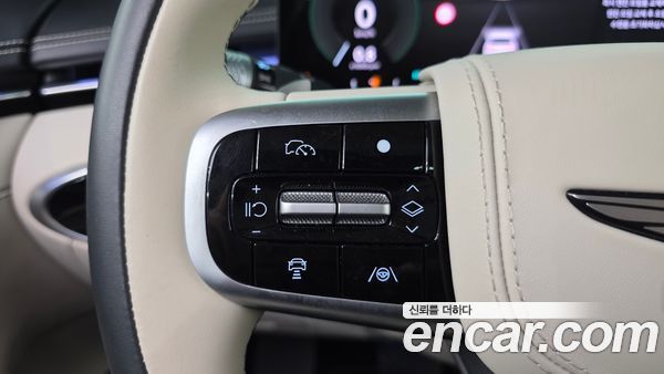 Genesis GV70 2025, фото 16