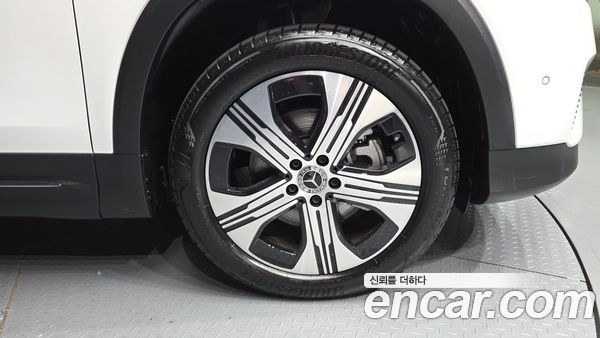 Mercedes-Benz EQB 2026, фото 5