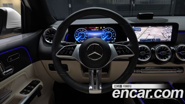 Mercedes-Benz EQB 2026, фото 13