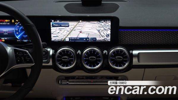 Mercedes-Benz EQB 2026, фото 14