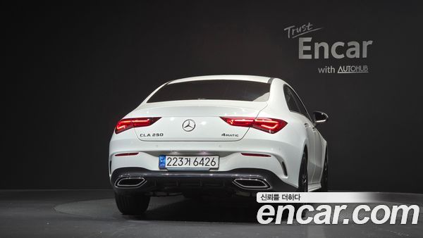 Mercedes-Benz CLA 2023, фото 3