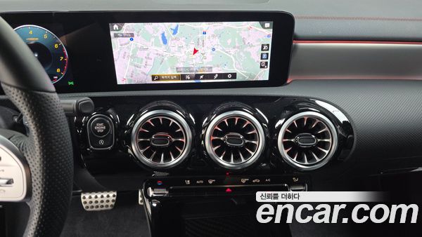 Mercedes-Benz CLA 2023, фото 18