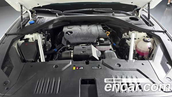 Genesis GV70 2025, фото 6