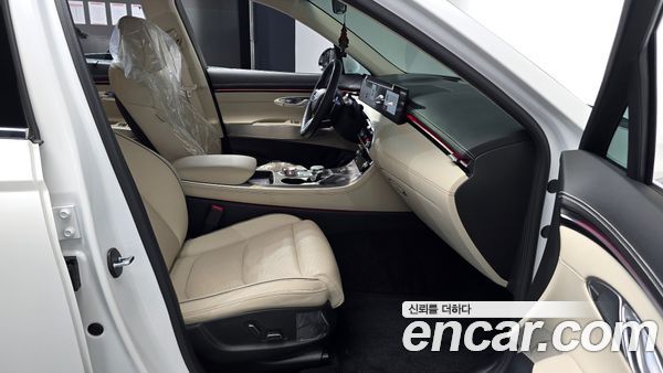 Genesis GV70 2025, фото 16
