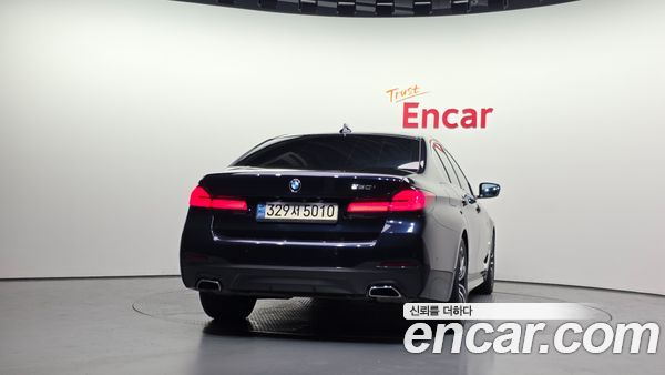 BMW 5 Series 2022, фото 4