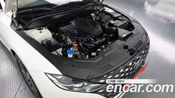 Hyundai Grandeur 2022, фото 6
