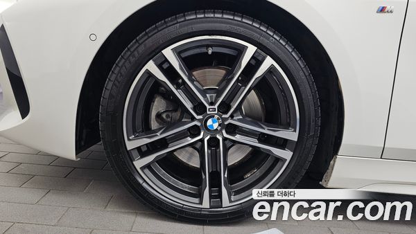 BMW 1 Series 2022, фото 5