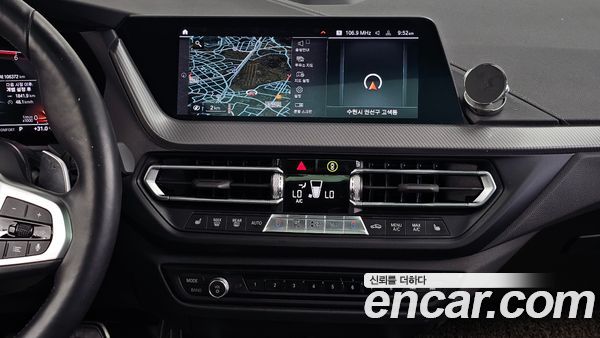 BMW 1 Series 2022, фото 20