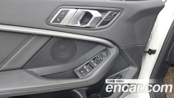 BMW 1 Series 2022, фото 34