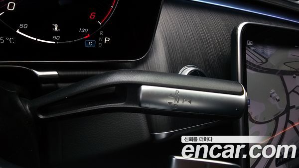 Mercedes-Benz S-Class 2022, фото 12