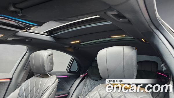 Mercedes-Benz S-Class 2022, фото 30
