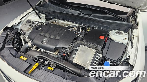 Mercedes-Benz GLB 2024, фото 6