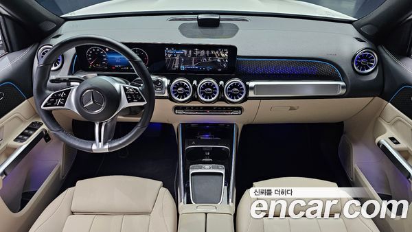 Mercedes-Benz GLB 2024, фото 10