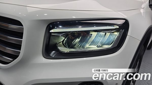 Mercedes-Benz GLB 2024, фото 8