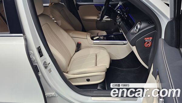 Mercedes-Benz GLB 2024, фото 16