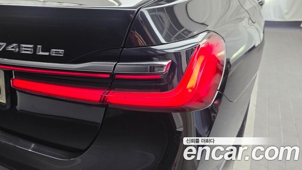 BMW 7 Series 2021, фото 9