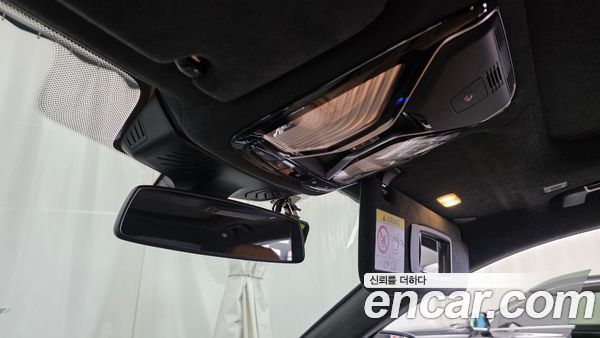 BMW 7 Series 2021, фото 30