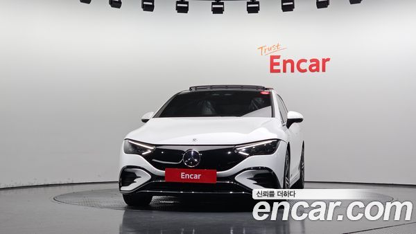 Mercedes-Benz EQE 2024, фото 3