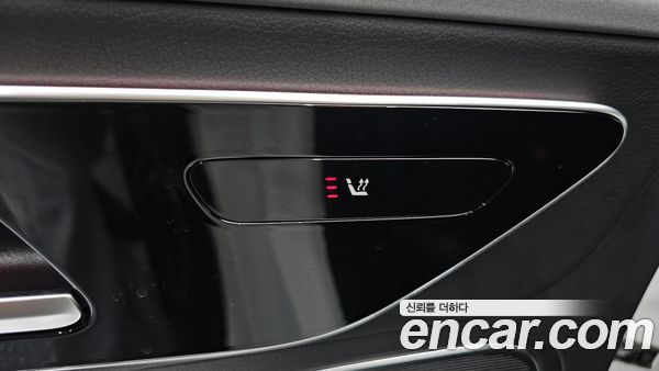 Mercedes-Benz EQE 2024, фото 19