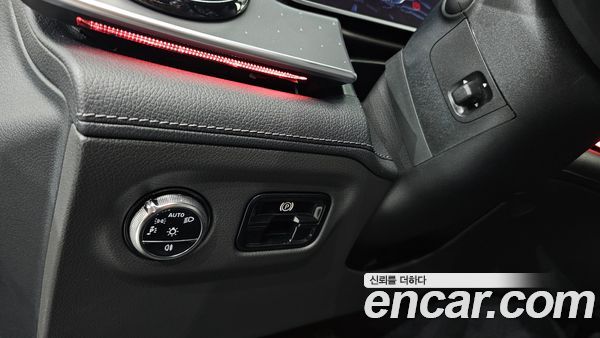 Mercedes-Benz EQE 2024, фото 26