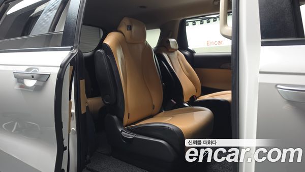 Kia Carnival 2022, фото 12