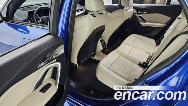 BMW iX2 2024, фото 16