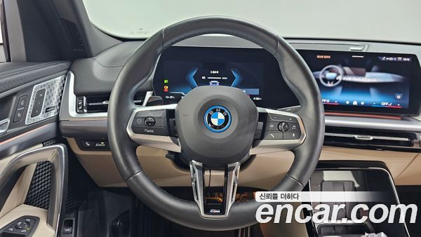BMW iX2 2024, фото 20