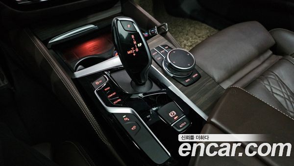 BMW 5 Series 2020, фото 12