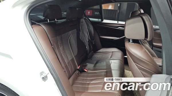 BMW 5 Series 2020, фото 17