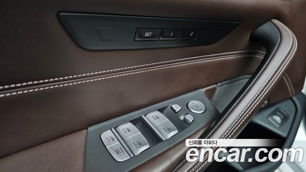 BMW 5 Series 2020, фото 26