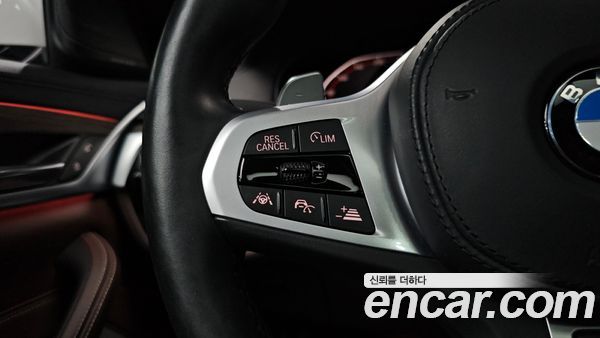 BMW 5 Series 2020, фото 27