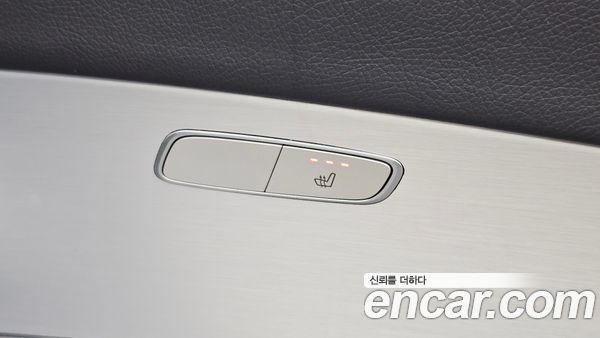 Mercedes-Benz E-Class 2021, фото 23