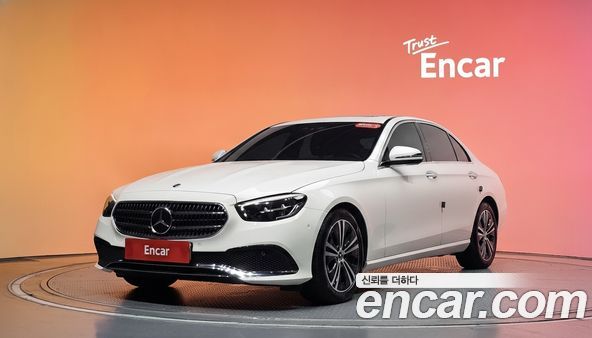 Mercedes-Benz E-Class 2021, фото 35