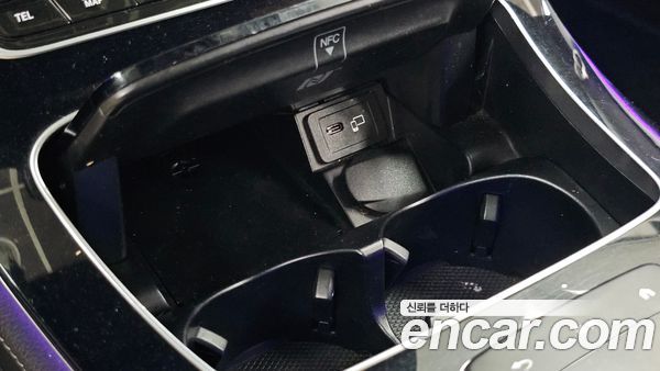 Mercedes-Benz E-Class 2021, фото 15