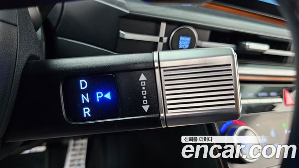 Hyundai Santa Fe 2024, фото 9