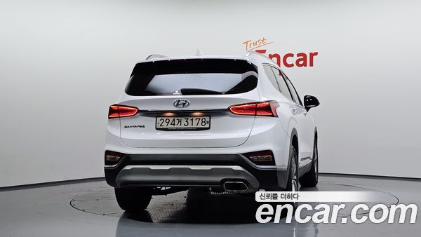 Hyundai Santa Fe 2020, фото 4